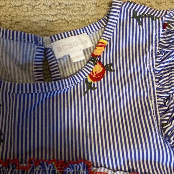 BCBG girls sized 6 shirt - Picture 2 of 3